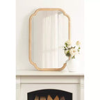 Miroir mural décoratif à bords festonnés « Glenby » de 61 x 91 cm, naturel, de Kate & Laurel