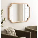 Miroir mural décoratif à bords festonnés « Glenby » de 61 x 91 cm, naturel, de Kate & Laurel