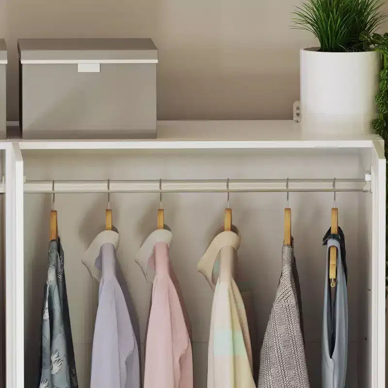 Armoire blanche Famapy 3 portes vitrées avec double penderie