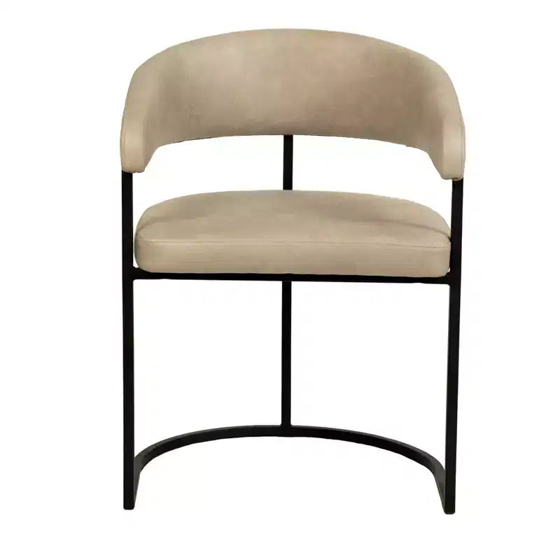 Lot de 4 chaises de salle à manger avec accoudoirs LeisureMod Aero Modern Curve Back, revêtement en cuir, assise confortable avec support rembourré pour salles à manger et cuisines