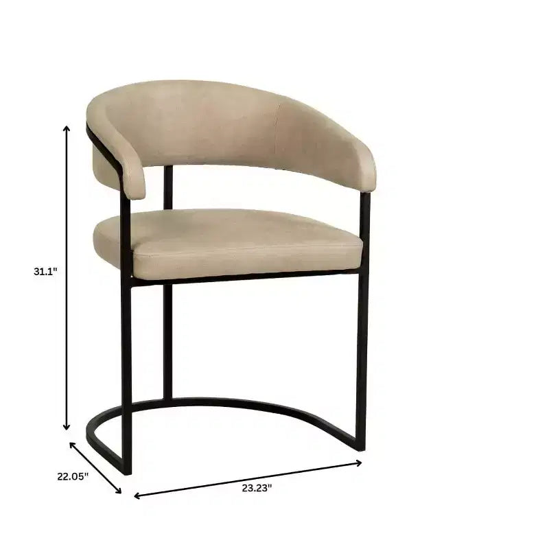 Lot de 4 chaises de salle à manger avec accoudoirs LeisureMod Aero Modern Curve Back, revêtement en cuir, assise confortable avec support rembourré pour salles à manger et cuisines