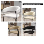 Lot de 4 chaises de salle à manger avec accoudoirs LeisureMod Aero Modern Curve Back, revêtement en cuir, assise confortable avec support rembourré pour salles à manger et cuisines