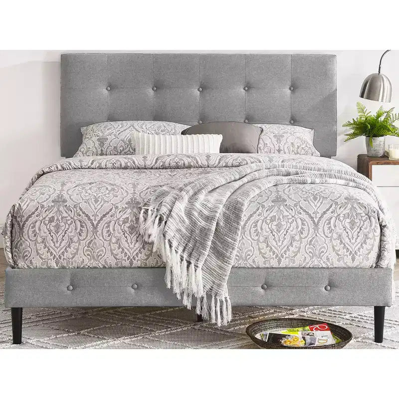 Cadre de lit plateforme en bois rembourré DeCoro Cambridge