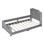 Lit de repos capitonné beige pour lits jumeaux avec tête de lit à rayures classiques