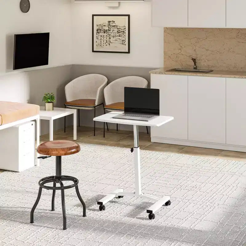 Tabouret de travail réglable pneumatique Seville Classics avec plateau en bois d'acacia