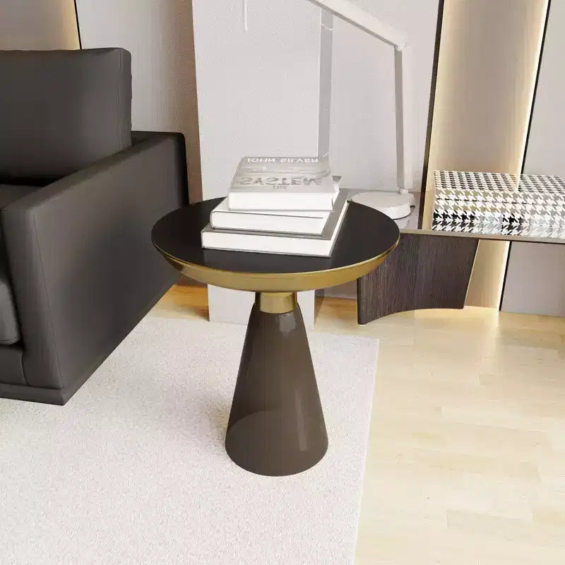Table d'appoint en verre Hyalus LeisureMod avec cadre en fer Table d'appoint moderne pour salon, chambre, bureau, lounge, intérieur, décor contemporain