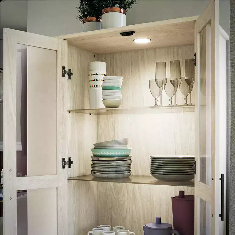 Meuble de collection Ameriwood Home Sherman avec portes vitrées et tiroir de rangement, Chêne blanc