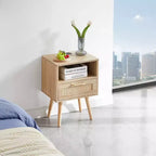 MAYEERTY Table d'appoint en rotin, Table de chevet moderne avec tiroir et pieds en bois massif, Table d'appoint pour salon, chambre à coucher, Naturel