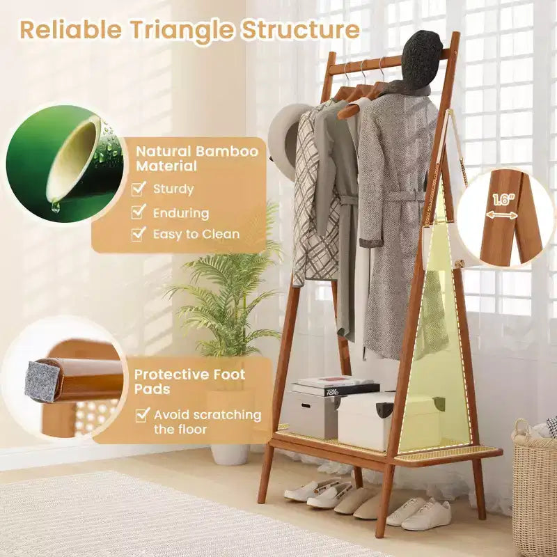 Portant à vêtements en bambou Costway avec tringle, étagère en rotin et 5 crochets en cuivre – café/naturel