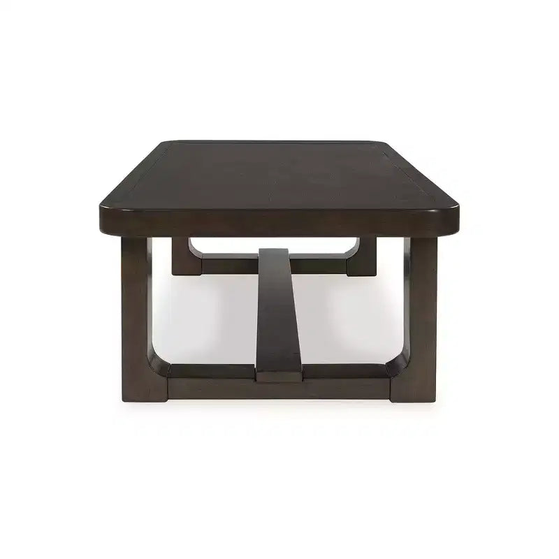 Table basse rectangulaire moderne Breckington Signature Design by Ashley avec bord en bois massif, brun foncé