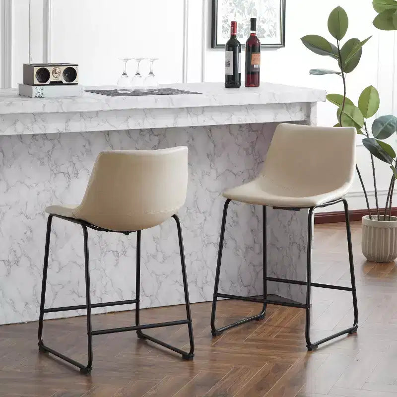 Tabourets de comptoir Christopher Knight Home Juliana modernes en similicuir et cadre en acier de 24 pouces (lot de 2)