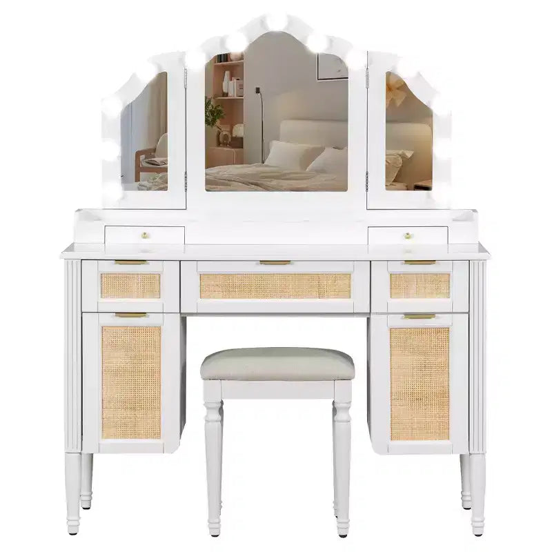 JVNOXK Coiffeuse 44,37 pouces avec miroir triple pliable, 13 ampoules Hollywood et 3 modes d'éclairage, grande station de charge avec 5 tiroirs et étagères, blanche