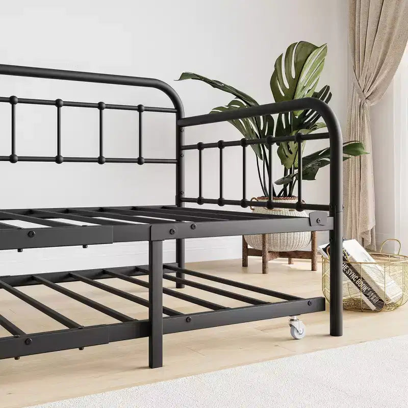 Cadre de lit de repos en métal de taille double MAYEERTY avec lit gigogne, plateforme de canapé-lit robuste, pas besoin de sommier tapissier, noir