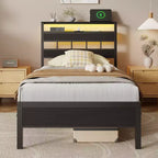 Cadre de lit double avec station de charge Lumières LED Tête de lit de rangement en chêne noir Base de lit à plateforme en bois Support à lattes métalliques Pas besoin de sommier tapissier