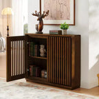 Bahut/Buffet moderne du milieu du siècle avec cannelures et évidements, avec 2 trous pour prises, meuble de rangement