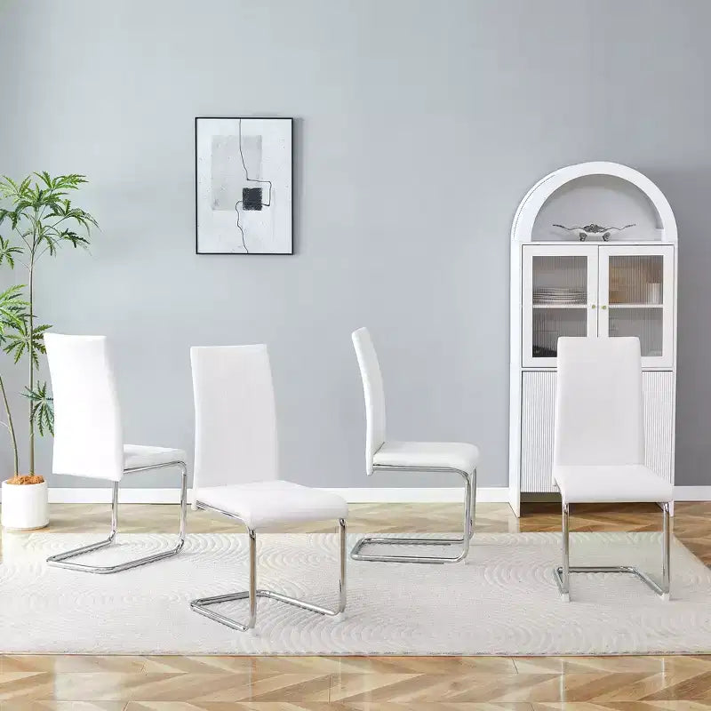 Lot de 4 chaises de salle à manger avec revêtement en PU, dossier haut et pieds en métal chromé