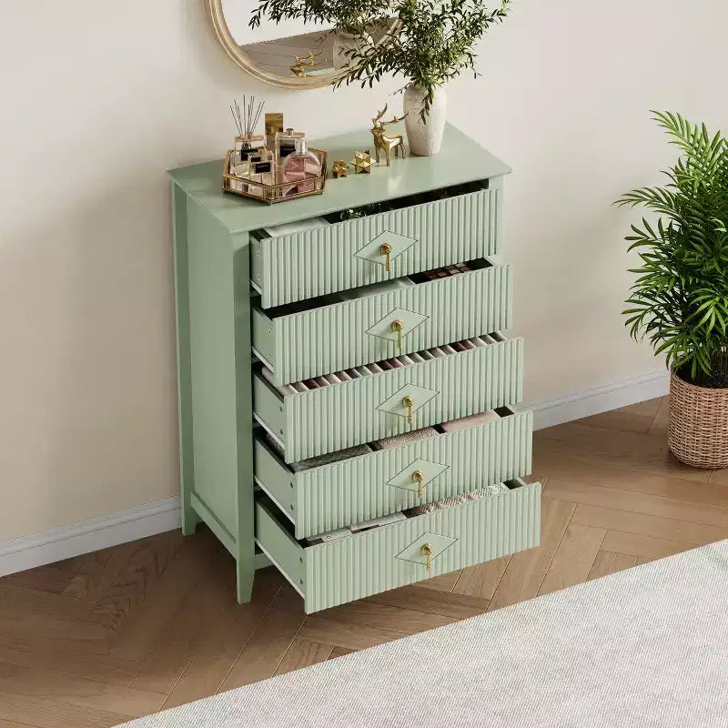 Commode à 5 tiroirs cannelés de 42,9 po de haut, commode en bois au design moderne ondulé avec poignées métalliques pour chambre et à coucher et salon