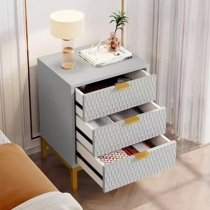 Table de chevet moderne Lantine avec 3 tiroirs, table de chevet blanche pour chambre à coucher, table d'appoint de canapé avec tiroirs de rangement