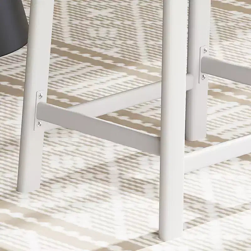 Tabourets de Bar, Lot de 2 ou 4 Chaises de Bar, Tabourets de Bar Selle avec Surface Courbée, Rembourrage Épais de 8 cm, pour Cuisine, Salle à Manger, Café