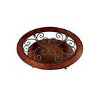 Table basse cerise marron avec cadre en métal à volutes